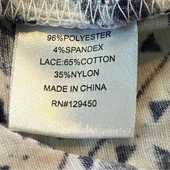 Fred David 2X Top Shirt White Geometric Sleeveless Asymmetrical V Neck Keyhole - Picture 7 of 8